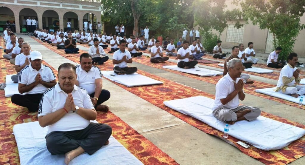 योग शारीरिक, मानसिक, नैतिक और आध्यात्मिक रूप से स्वस्थ होने का मूल मंत्र है: विधायक घनश्याम सर्राफ