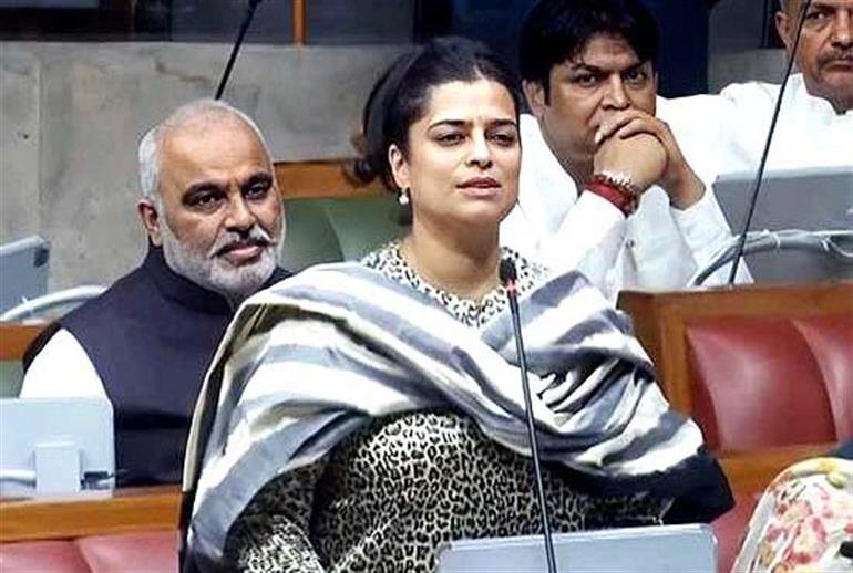 भालौट व झज्जर सब ब्रांच के पुनर्निर्माण कार्य को मिली नई गति, किसानों और नहर विभाग के बीच बनी सहमति : श्रुति चौधरी
