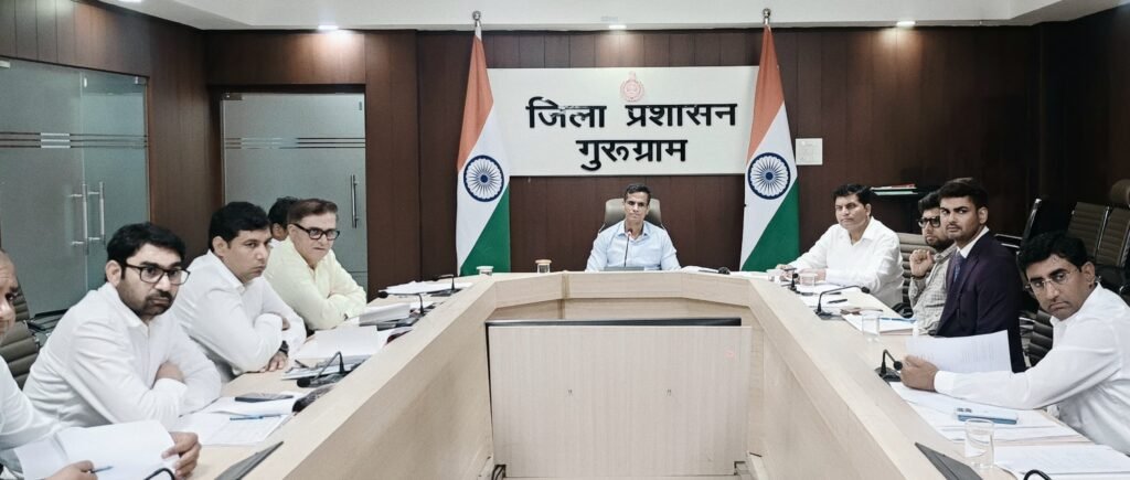 *डीसी उत्तम सिंह की अध्यक्षता में राजस्व विभाग की समीक्षा बैठक संपन्न, बकाया रिकवरी में तेजी लाने के दिए निर्देश*
