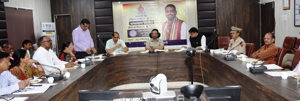 एससी/एसटी अधिनियम के मामलों में पीड़ित को समय पर मिले सहायता राशि: एसडीएम महेश कुमार